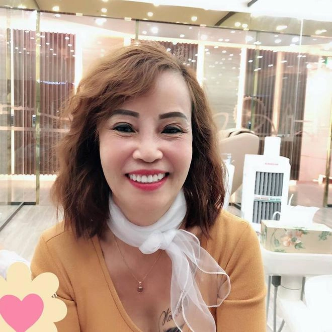 cưới vợ hai cho chồng cô dâu 62 tuổi lộ hình xăm chất chơi ở thềm ngực