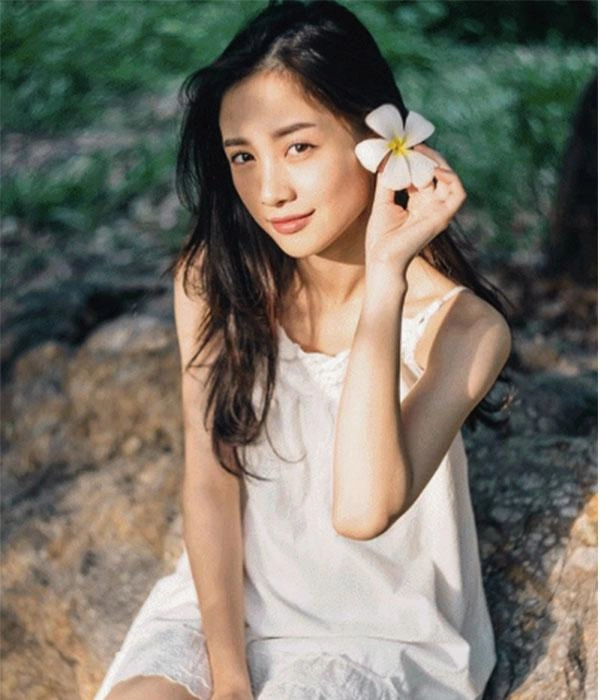Đăng ảnh vi vu hàn quốc fan tự hỏi ai đang dùng tài khoản của jun vũ vậy