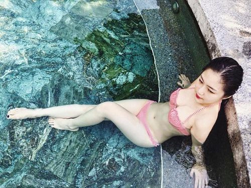 Dáng không chuẩn như người mẫu nhưng độ sexy của các mỹ nhân này giành hết phần thiên hạ