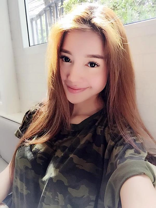 Đăng lại hình cách đây tận 7 năm elly trần khẳng định gương mặt ăn thịt đường tăng