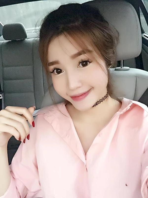 Đăng lại hình cách đây tận 7 năm elly trần khẳng định gương mặt ăn thịt đường tăng