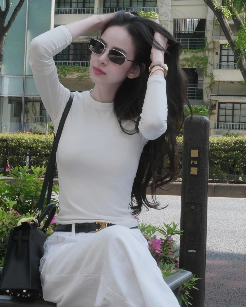 dâu hào môn hương liên diện set đồ một tỷ đồng dạo phố