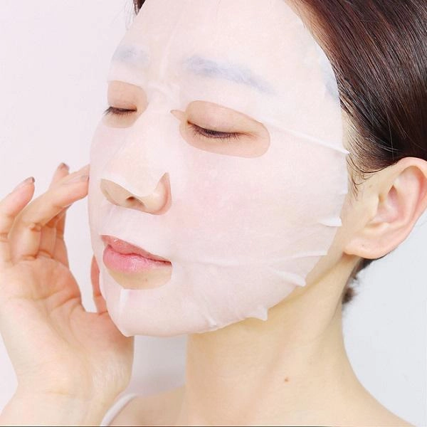 Để mặt không khô sần bạn nhất định phải nằm lòng 7 bí quyết chăm sóc da mùa đông này
