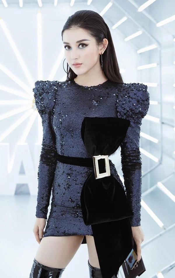 Đến lượt huyền my bị fan dìm hàng không thương tiếc xem ảnh bị chụp mặt khác gì tượng sáp