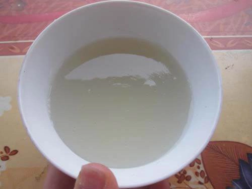 Đen như than cũng phải bật tone với 3 cách làm trắng da tại nhà đơn giản dưới đây