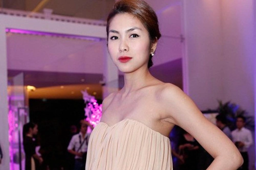 Đẹp như sao việt cũng có lúc lộ cả dàn khuyết điểm như thế này