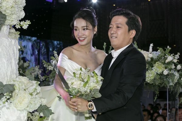 Điểm khác lạ của nhã phương trong ngày cưới khiến mọi người suýt nữa không nhận ra cô