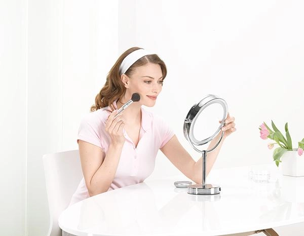 Đọc xong 15 điều sau bạn sẽ không ngờ được chúng ta hay mắc những lỗi này khi trang điểm