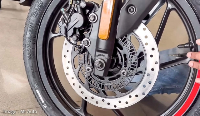 Đối thủ nặng ký của yamaha mt-15 vừa ra mắt với giá bán chỉ 35 triệu đồng