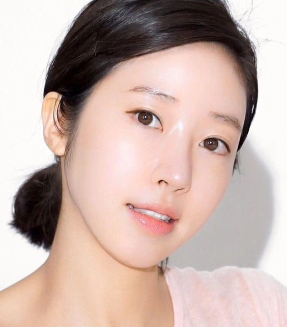 Đừng bỏ lỡ 5 loại serum giúp da căng bóng trong chu trình chăm sóc da mùa đông của bạn