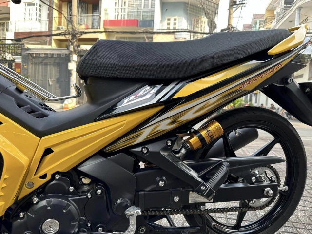 Ex 135 độ dàn tay lái thời thượng ăn đứt nguyên bản về mặt thẩm mỹ