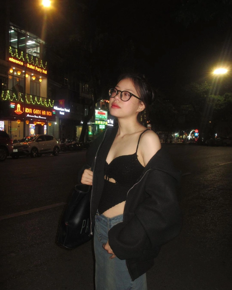 Gái xinh 2k5 hot nhất mxh những giờ qua nhan sắc chuẩn gái hàn gout ăn mặc sành khỏi bàn