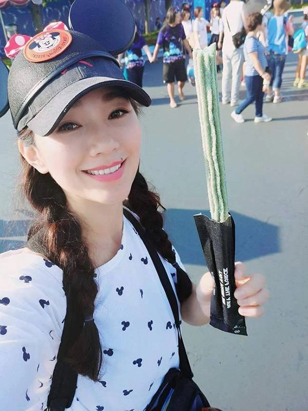 Giảm 35kg sau sinh không ăn kiêng bà mẹ 4 con gây sốt bởi sắc vóc quá đỗi hoàn hảo