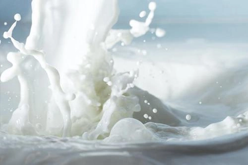 Góc kinh dị sởn gai ốc với phương pháp làm đẹp dị hợm của các nữ hoàng thời xưa