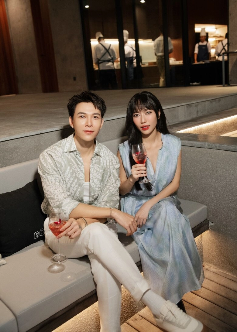 Gu ăn mặc tinh giản của diệu nhi từ sánh bước bên chồng đến đi đu idol đến áp dụng được