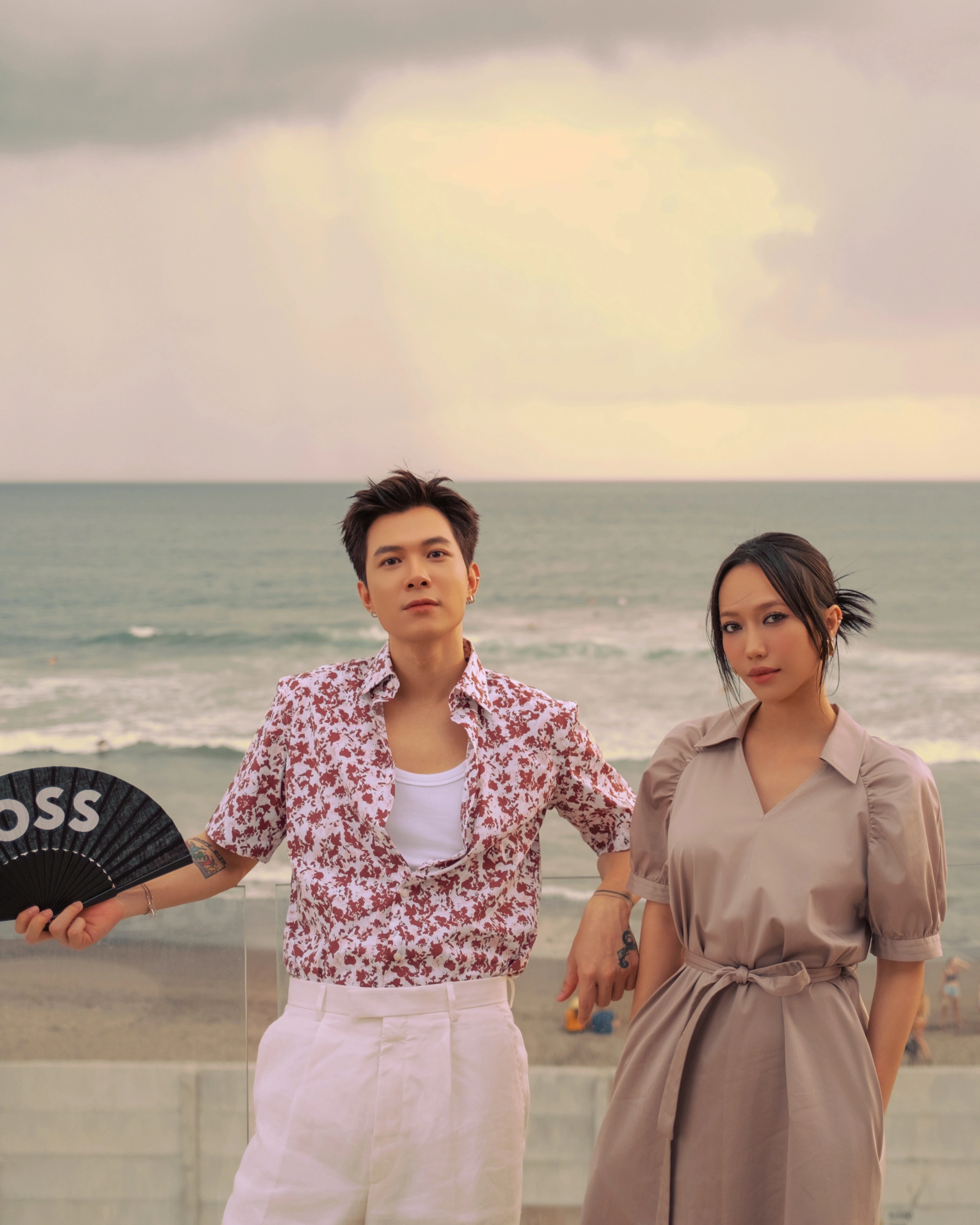 Gu ăn mặc tinh giản của diệu nhi từ sánh bước bên chồng đến đi đu idol đến áp dụng được