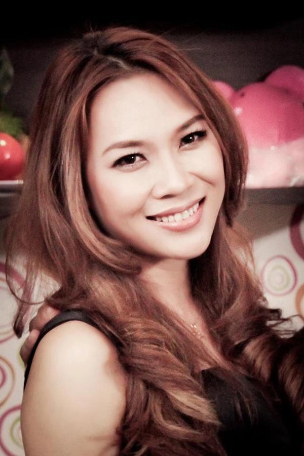 Hai tấm hình chụp cách nhau 6 năm bạn có phân biệt được đâu là mỹ tâm của hiện tại
