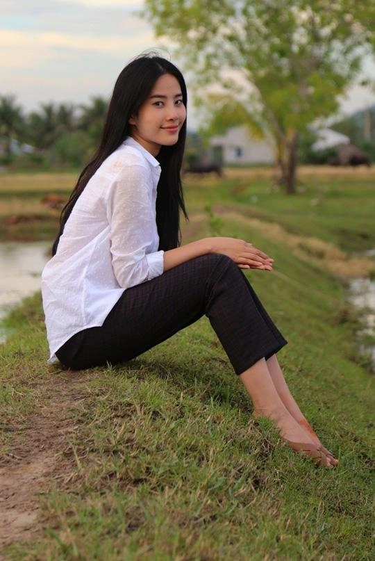 Hành trình nhan sắc lao dốc của nam em sau scandal động trời cùng trường giang