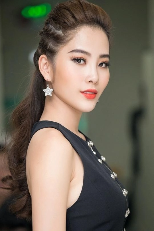 Hành trình nhan sắc lao dốc của nam em sau scandal động trời cùng trường giang
