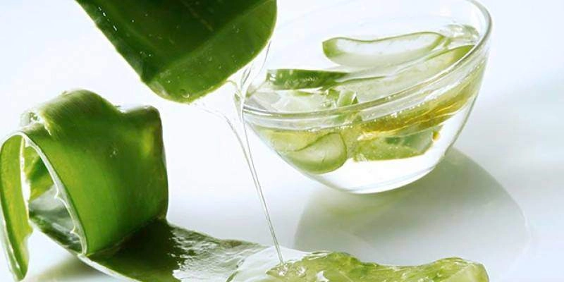 Hết da đen sạm mặt đầy nếp nhăn lâm khánh chi lại gây choáng với vùng cổ chảy xệ