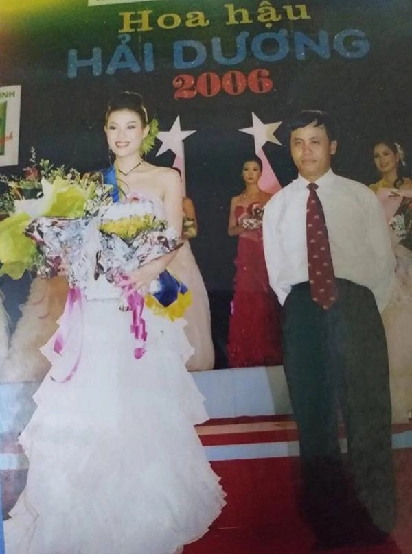 Hết hoá điên lan cave lại khiến dân tình sững sờ khi đăng ảnh cách đây 12 năm