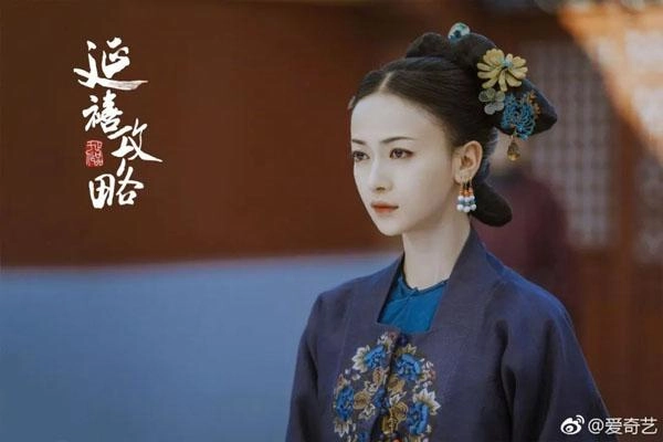 Hôm nay ngụy anh lạc thị phạm cho chị em cách đánh son lòng môi hot nhất hậu cung
