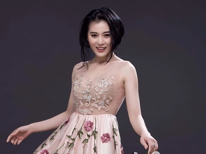 Hơn 1 tuần trôi qua nhan sắc sau dao kéo của quỳnh búp bê vẫn đang là đề tài hot