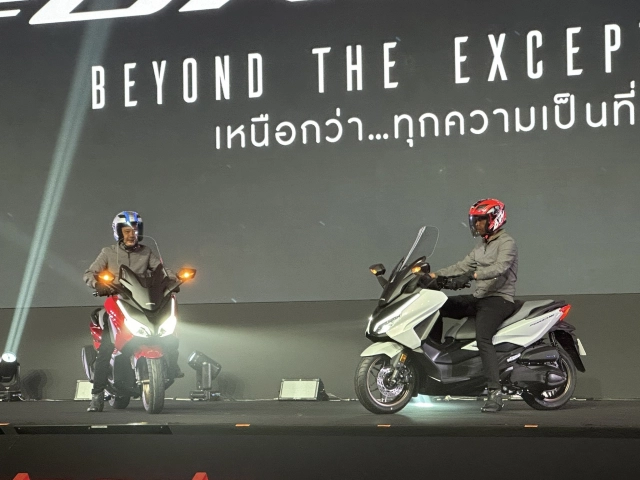 Honda forza 350 2025 đã được cập nhật màn hình tft 5 inch mới