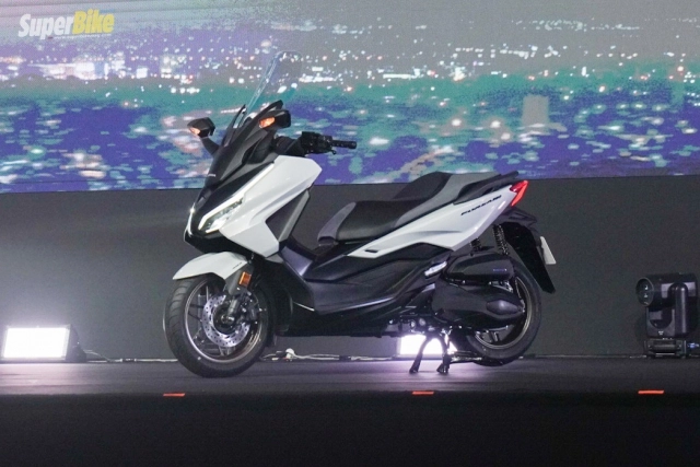 Honda forza 350 2025 đã được cập nhật màn hình tft 5 inch mới