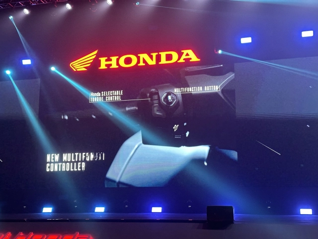 Honda forza 350 2025 đã được cập nhật màn hình tft 5 inch mới