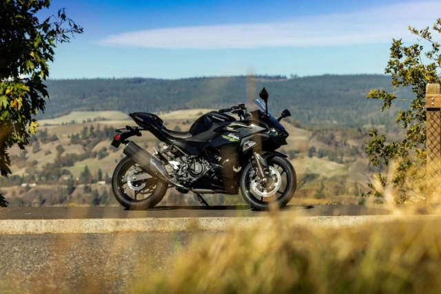 Kawasaki ninja 500 2024 đã ra mắt tại châu á với giá hơn 140 triệu đồng