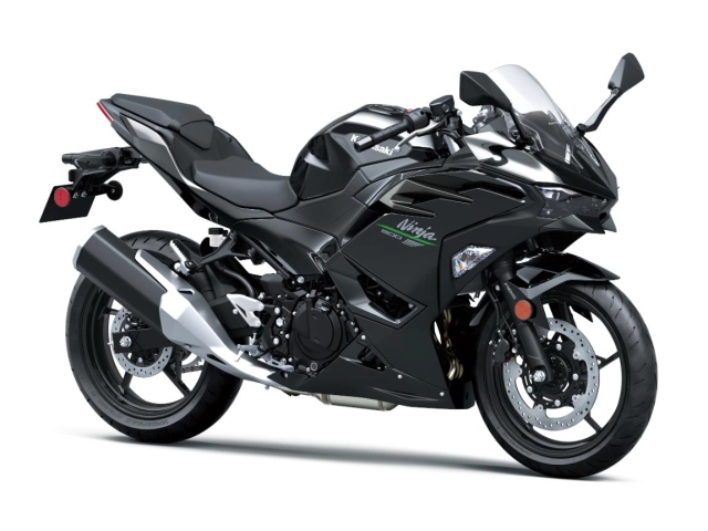 Kawasaki ninja 500 2024 đã ra mắt tại châu á với giá hơn 140 triệu đồng