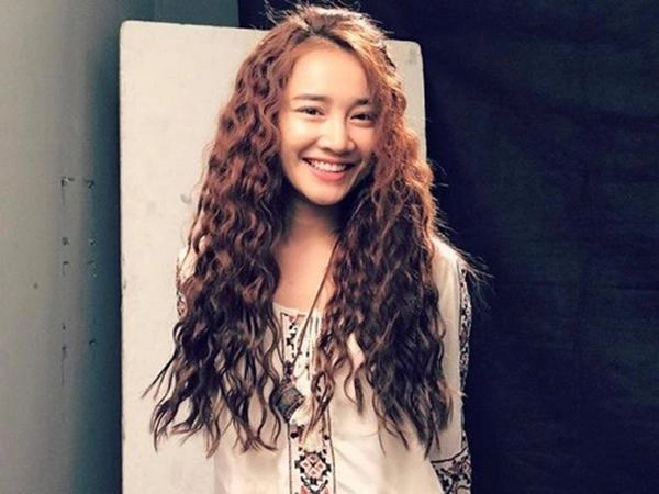Khi hồ ngọc hà thử sức với tóc xoăn bà thím và đây là cái kết