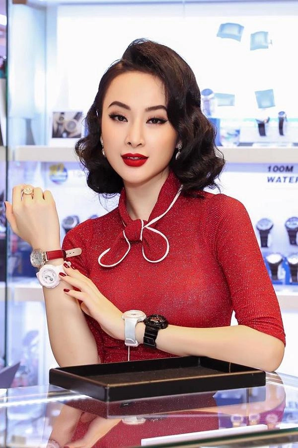 Không ngờ 2 nàng trinh lại tự dìm hàng mình chỉ vì lỗi cực kỳ ngớ ngẩn này