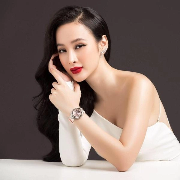Không ngờ 2 nàng trinh lại tự dìm hàng mình chỉ vì lỗi cực kỳ ngớ ngẩn này