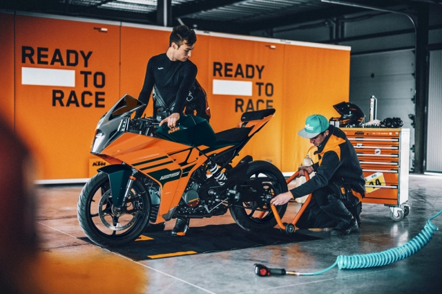 Ktm rc125 2024 sở hữu ngoại hình tuyệt đẹp hoàn toàn ăn đứt yamaha r15