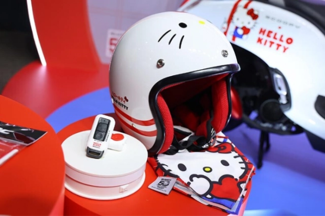 Lộ diện honda scoopy hello kitty limited edition chiều lòng các fan mèo hồng