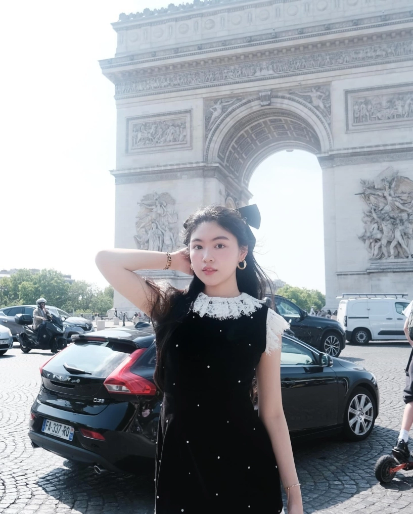 Lọ lem như tiểu thư quý tộc ở paris với set đồ hơn 200 triệu đồng