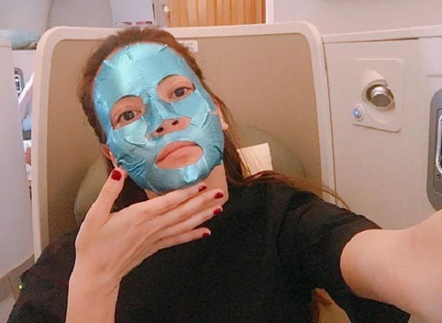 Luôn nằm trong top mỹ nhân mặt mộc khả ái hóa ra hoàng thùy linh làm đẹp theo cách này