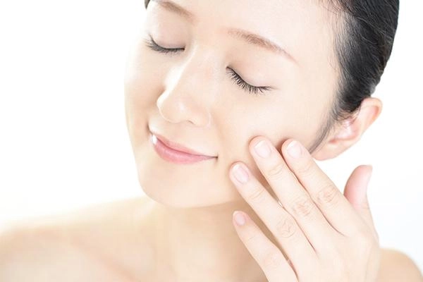 Mặt biến dạng hậu thẩm mỹ - liệu nữ đại gia u60 có thể tuyển chồng phi công thứ 13