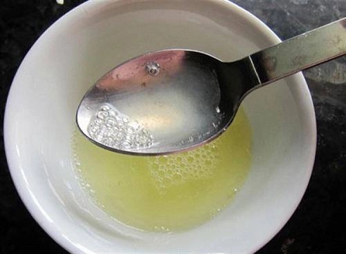 Mặt như vừng cơm cháy cũng nhẵn mịn ngay với 3 cách trị mụn trứng cá chưa đến 5 ngàn