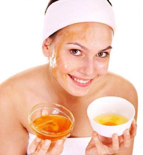 Mặt như vừng cơm cháy cũng nhẵn mịn ngay với 3 cách trị mụn trứng cá chưa đến 5 ngàn