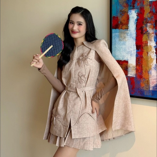 Miss world 2025 thay đổi style liên tục hoa hậu ý nhi vẫn bị góp ý một chi tiết