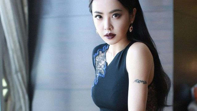 Móc họng nuốt giun mỹ nhân hoa ngữ gây kinh hãi với những chiêu làm đẹp không tưởng