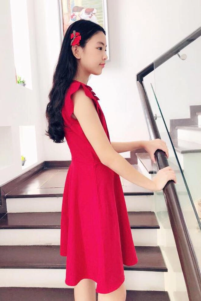 Mới 13 tuổi con gái mc quyền linh được dự đoán sẽ trở thành hoa hậu vì quá xinh đẹp