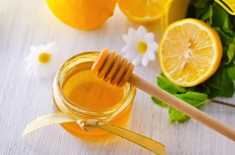 Môi khô nứt nẻ ngày đông nhờ có 5 cách trị này mà mềm mại căng mọng sau 1 đêm