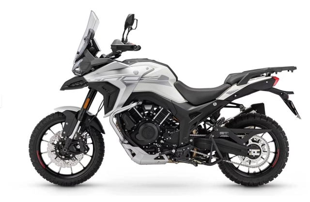 Morbidelli t1002v lai tạp giữa tiger 1200 và v-strom 1050 ra mắt với giá ngang sh350i