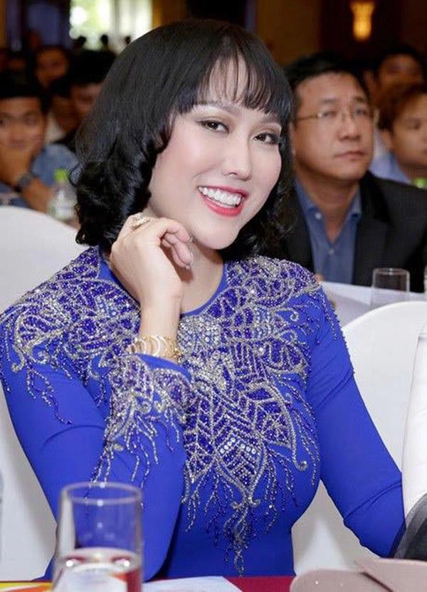 Một điểm xấu mà sửa mãi chẳng xong 20 lần dao kéo của phi thanh vân coi như công cốc