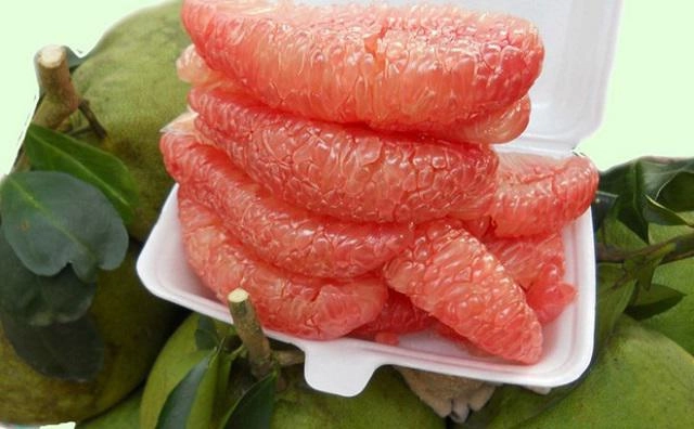 Muốn eo thon dáng chuẩn chị em chỉ cần siêng ăn loại quả rụng đầy ở góc vườn này