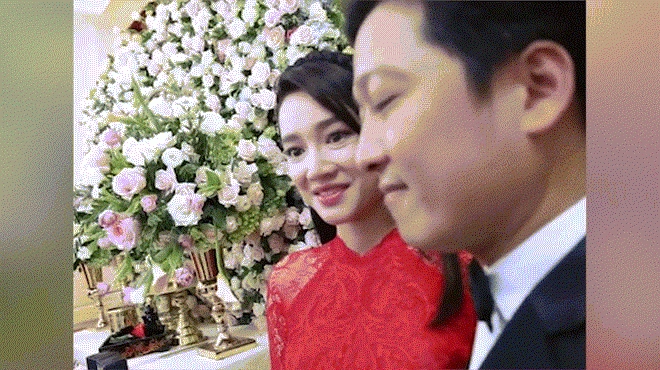 Ngày cưới được khen xinh đẹp nhưng nhã phương vẫn để lộ bộ phận lão hóa sớm như u40